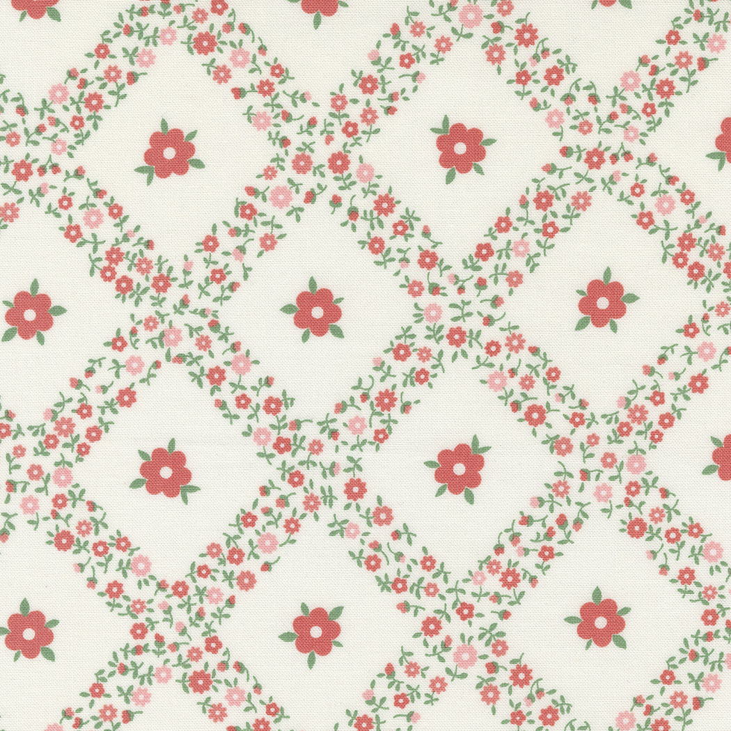 Rosemary Cottage By Camille Roskelley For Moda - Cream - Strawberry